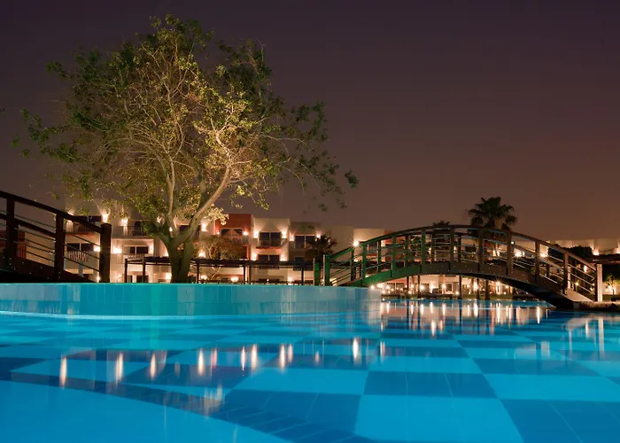 Sunrise Crystal Bay -grand Select (adults Only) Resort Hurghada