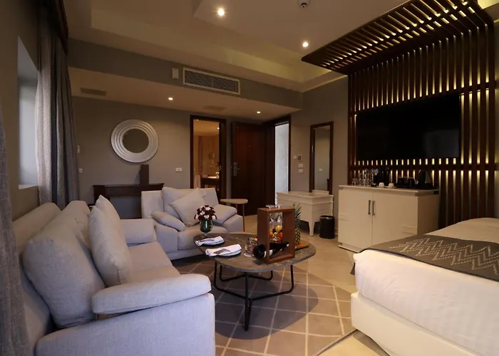 Resort Sunrise Crystal Bay -grand Select (adults Only)