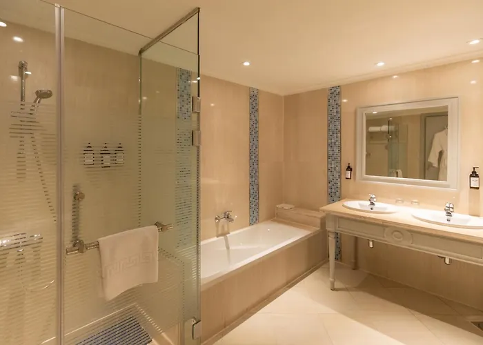 Resort Sunrise Crystal Bay -grand Select (adults Only)